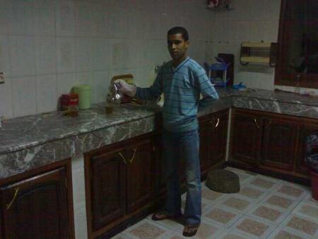 chkoun li bgha chi dkika